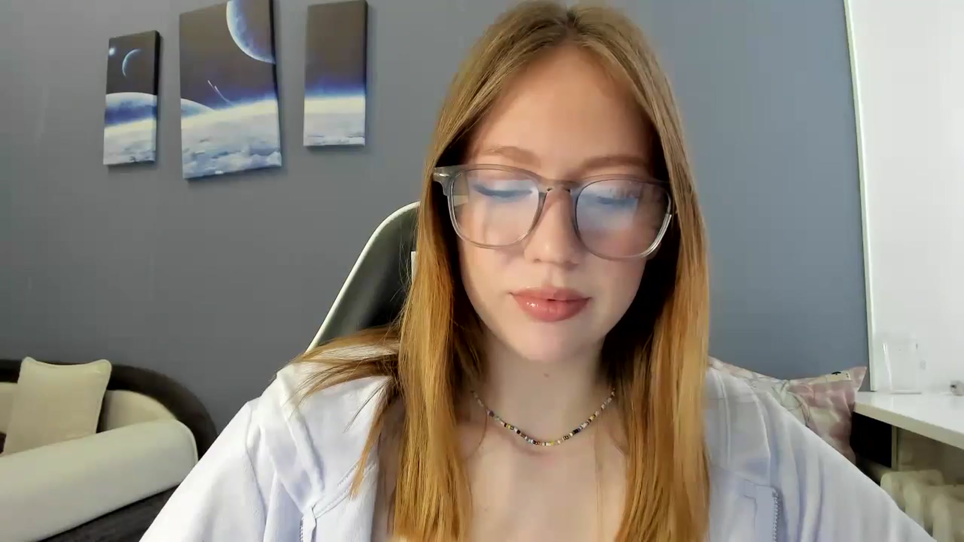 Gallery image thumbnail from RoboSasha's myfreecams stream on, 03/16/2025, 14:06 image 6 of 20