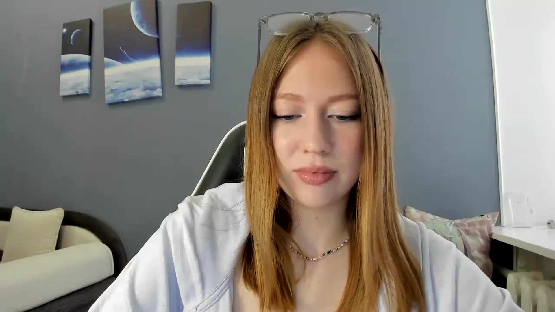 Gallery image thumbnail from RoboSasha's myfreecams stream on, 03/16/2025, 14:06 image 11 of 20