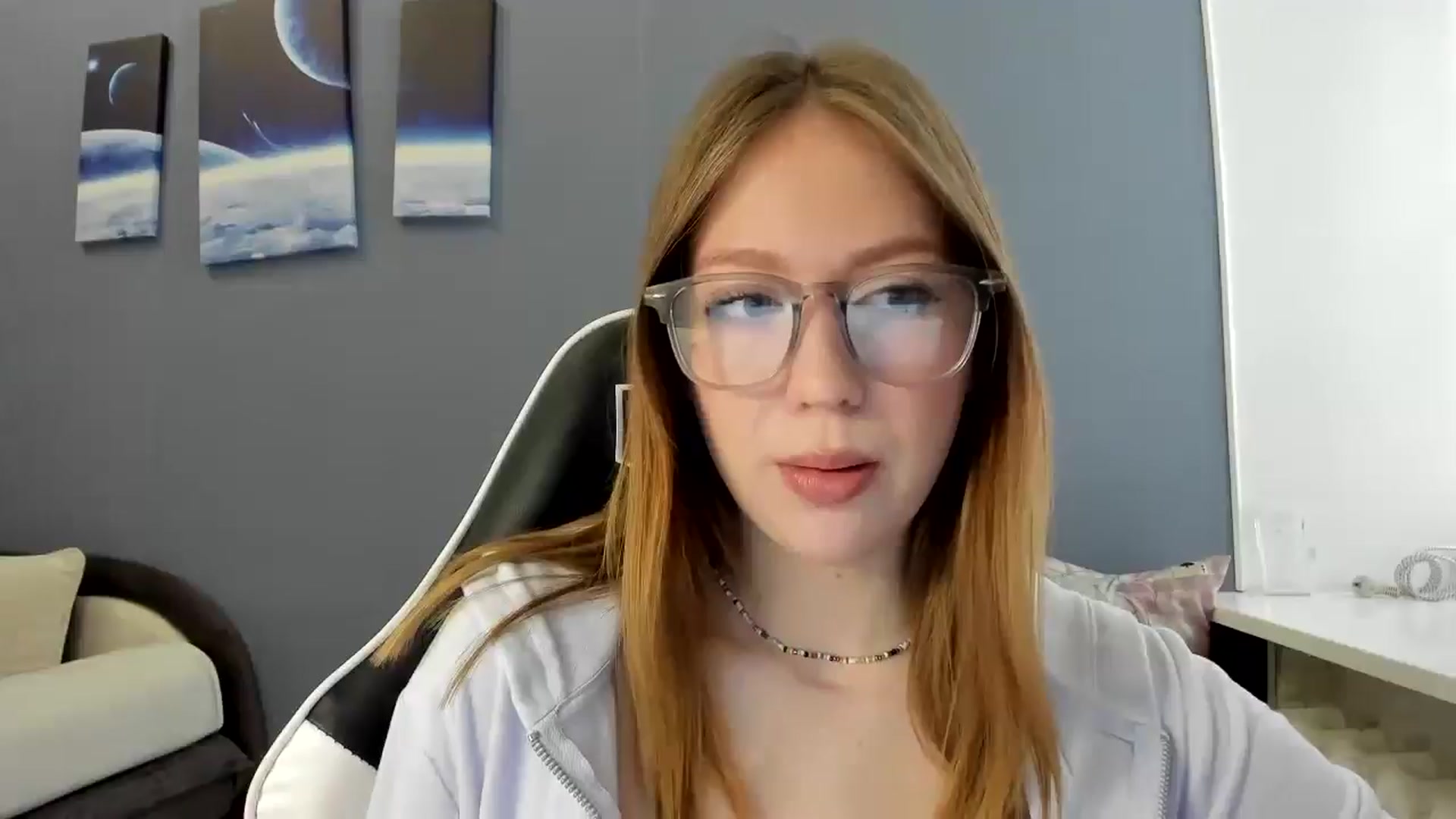 Gallery image thumbnail from RoboSasha's myfreecams stream on, 03/16/2025, 14:06 image 1 of 20