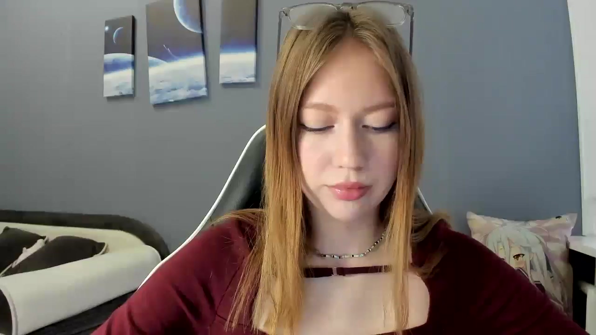 Gallery image thumbnail from RoboSasha's myfreecams stream on, 03/17/2025, 14:35 image 8 of 20