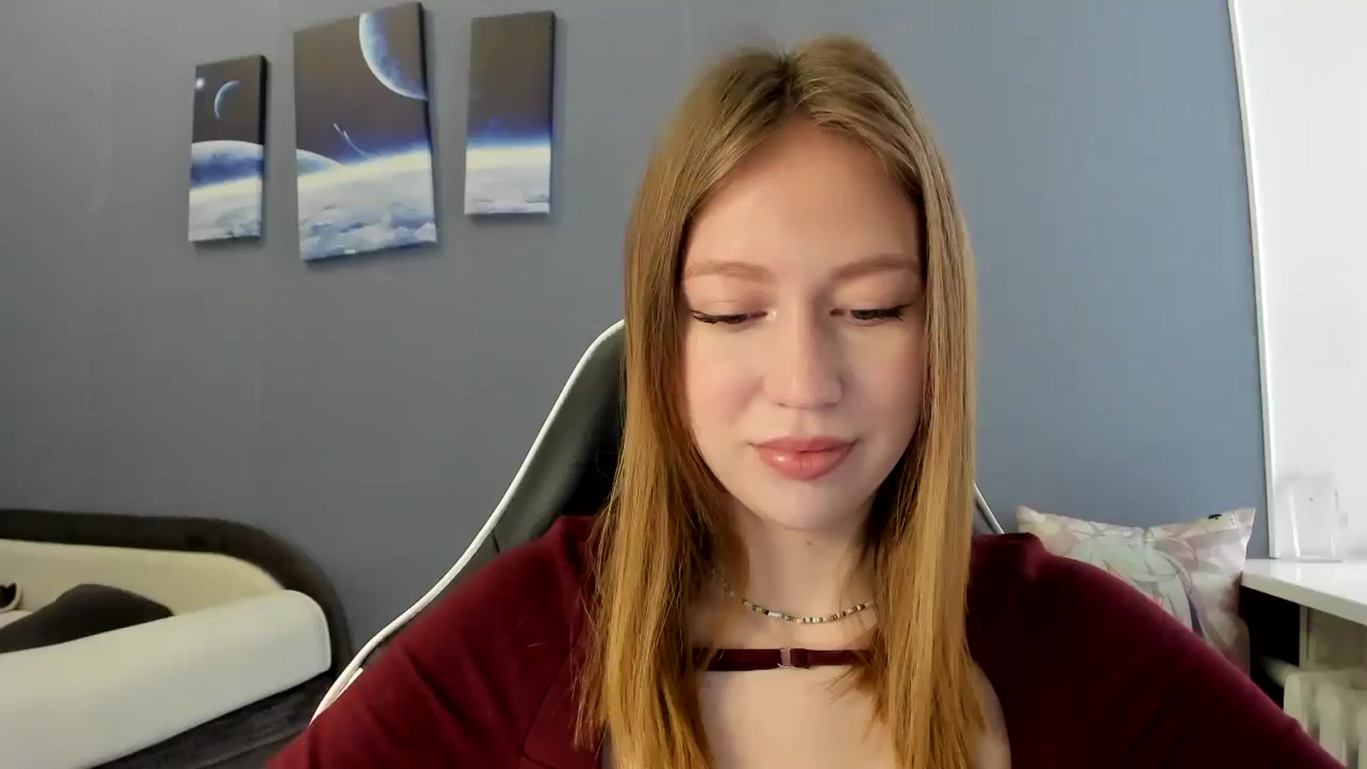 Gallery image thumbnail from RoboSasha's myfreecams stream on, 03/19/2025, 10:51 image 12 of 20