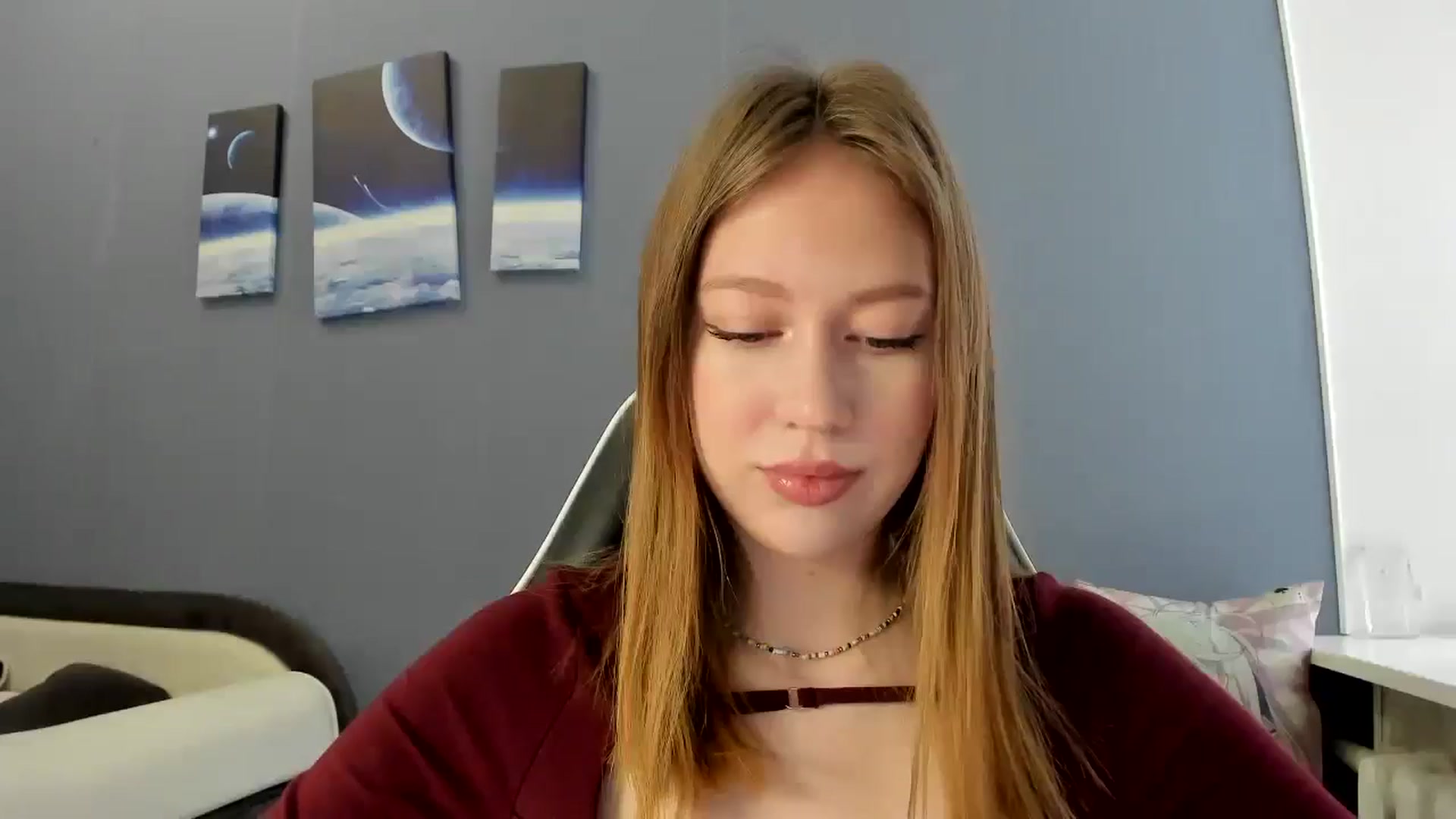 Gallery image thumbnail from RoboSasha's myfreecams stream on, 03/19/2025, 10:51 image 9 of 20
