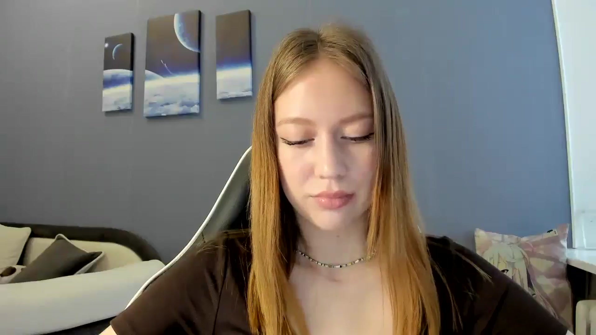 Gallery image thumbnail from RoboSasha's myfreecams stream on, 03/21/2025, 14:45 image 4 of 20