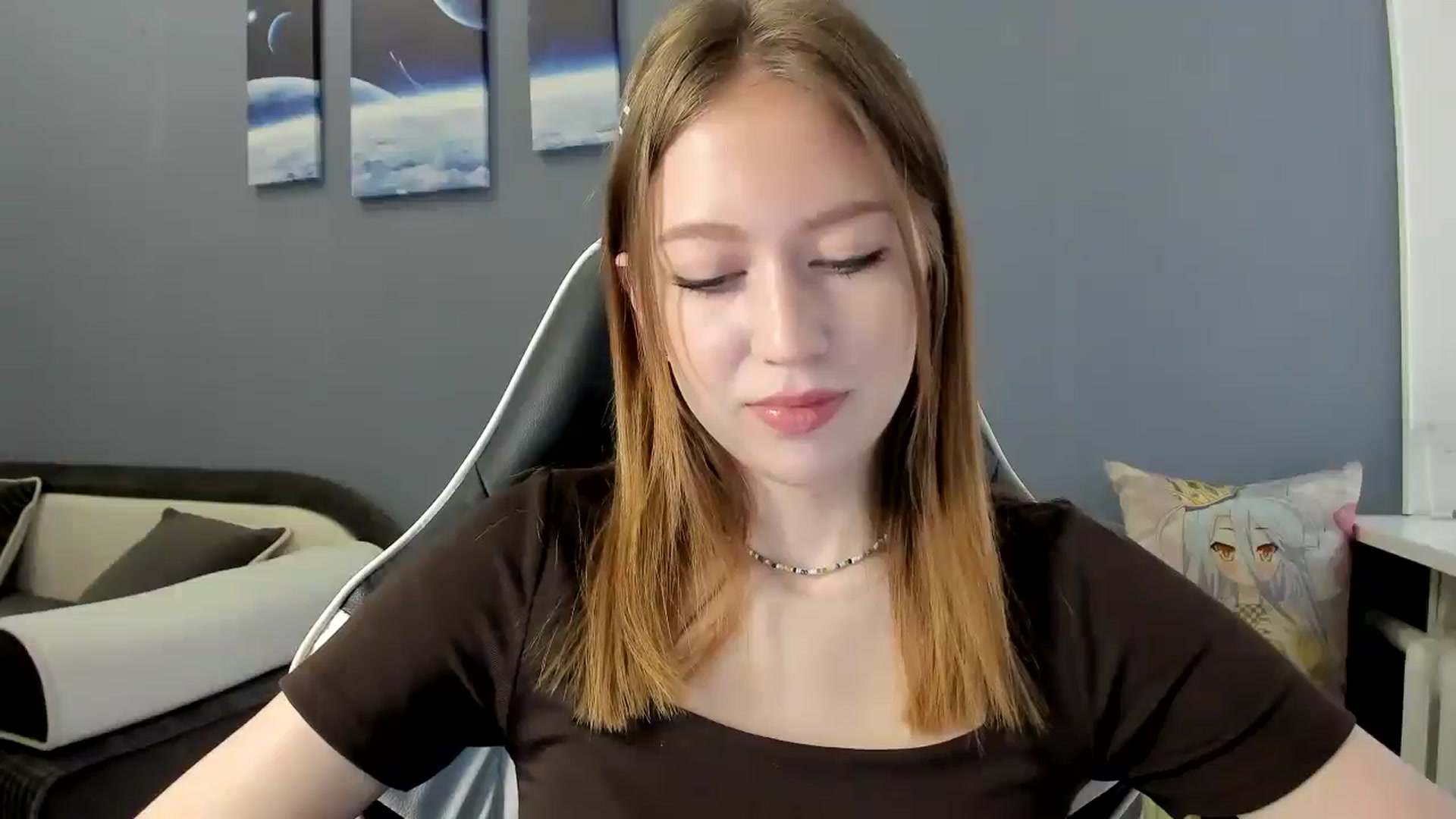 Gallery image thumbnail from RoboSasha's myfreecams stream on, 03/24/2025, 14:20 image 6 of 20