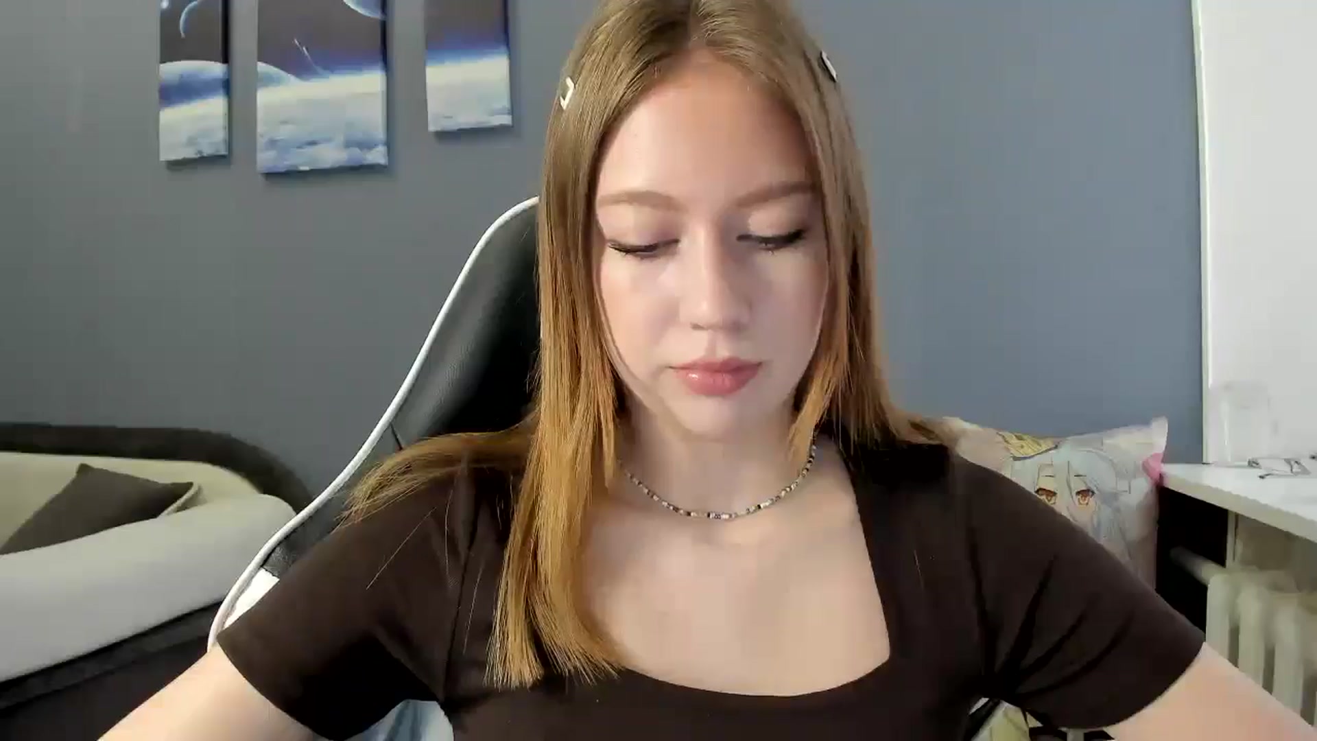 Gallery image thumbnail from RoboSasha's myfreecams stream on, 03/24/2025, 14:20 image 10 of 20