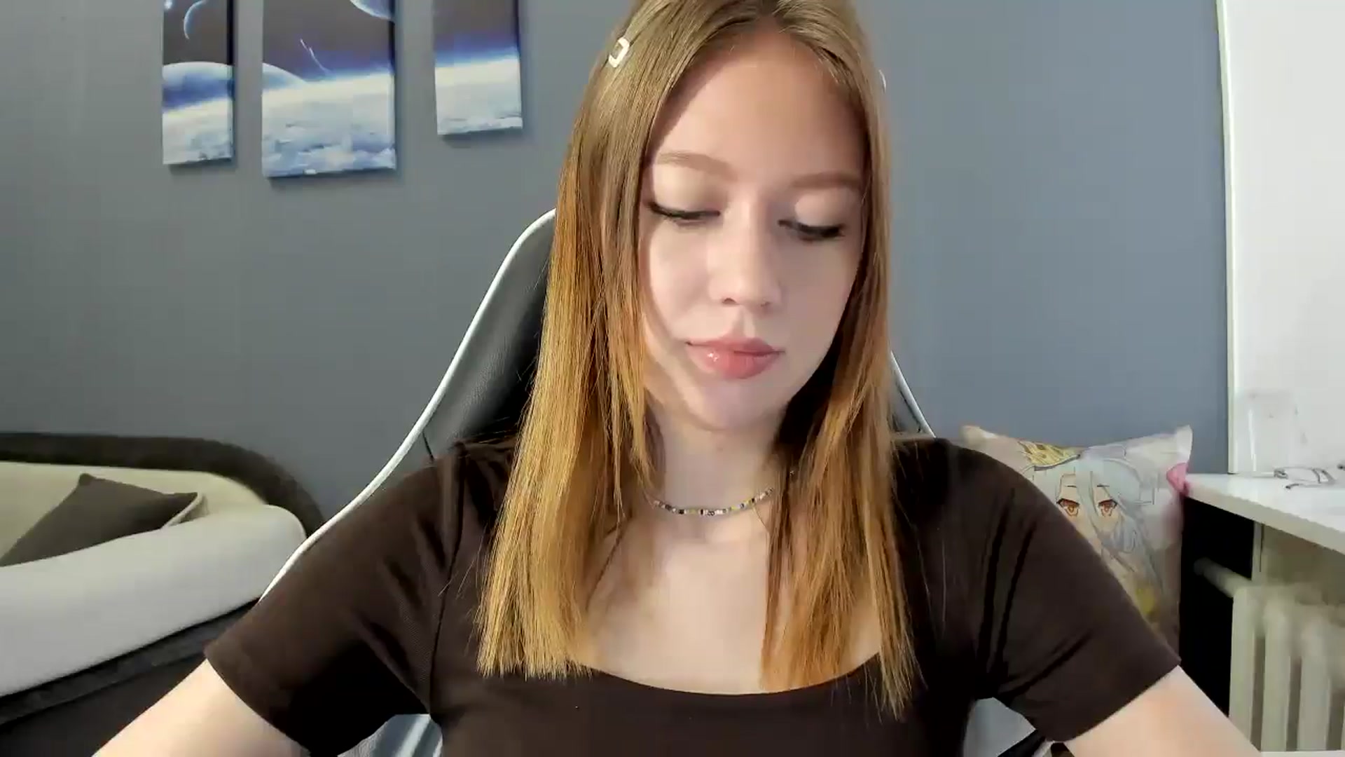 Gallery image thumbnail from RoboSasha's myfreecams stream on, 03/24/2025, 14:20 image 9 of 20