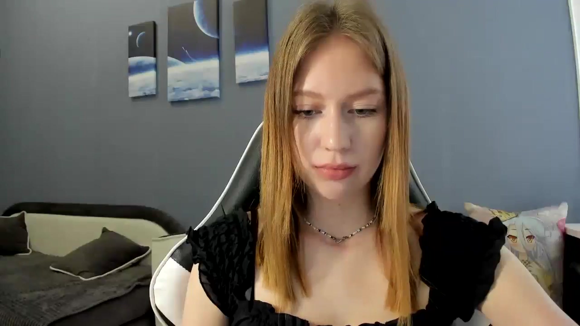 Gallery image thumbnail from RoboSasha's myfreecams stream on, 03/26/2025, 13:02 image 16 of 20