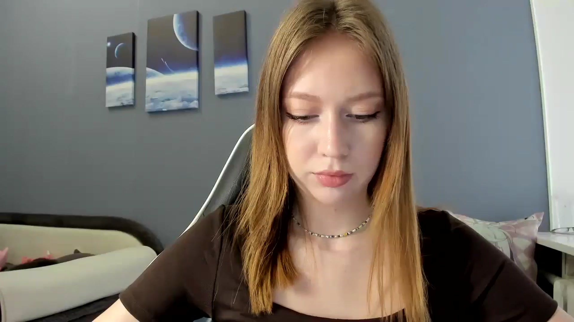 Gallery image thumbnail from RoboSasha's myfreecams stream on, 03/27/2025, 12:09 image 6 of 20