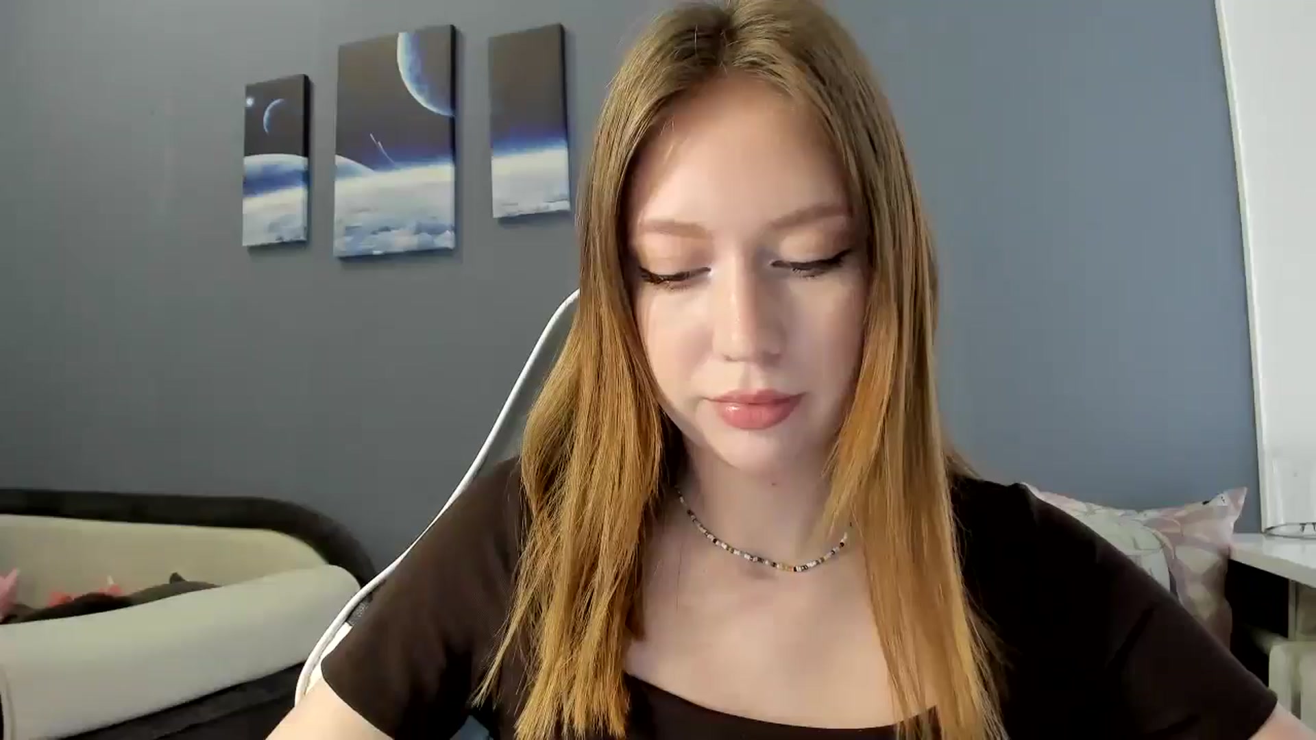 Gallery image thumbnail from RoboSasha's myfreecams stream on, 03/27/2025, 12:09 image 8 of 20