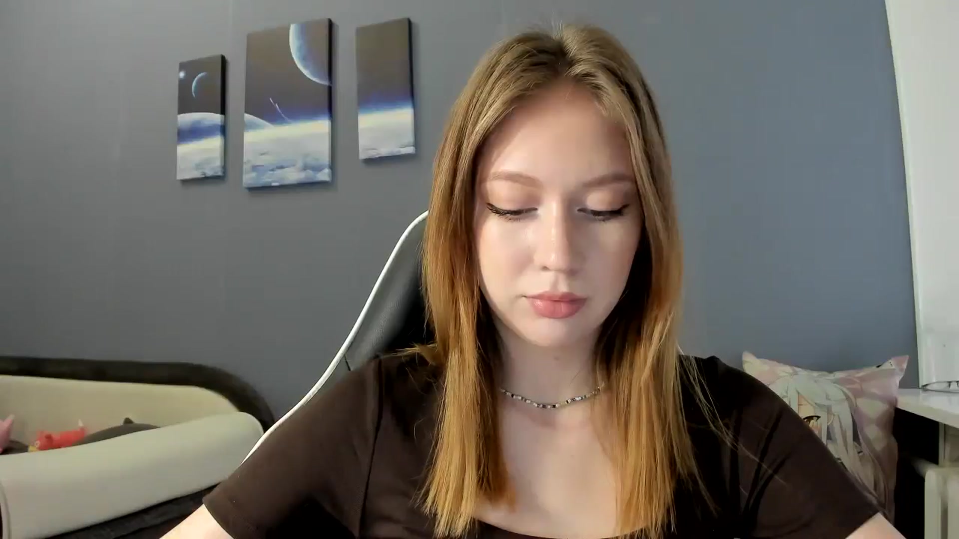 Gallery image thumbnail from RoboSasha's myfreecams stream on, 03/27/2025, 12:37 image 7 of 20
