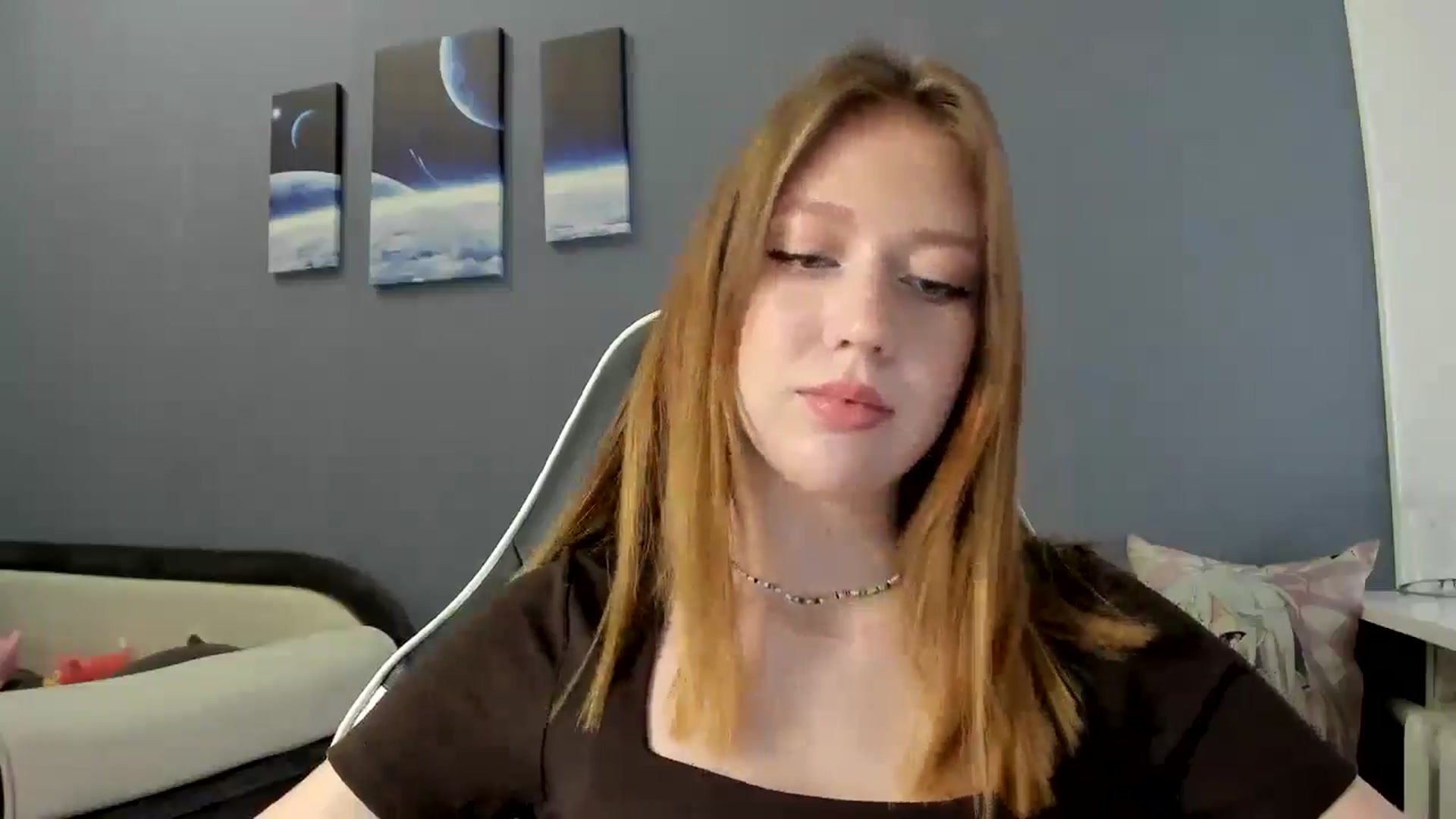Gallery image thumbnail from RoboSasha's myfreecams stream on, 03/27/2025, 12:37 image 20 of 20