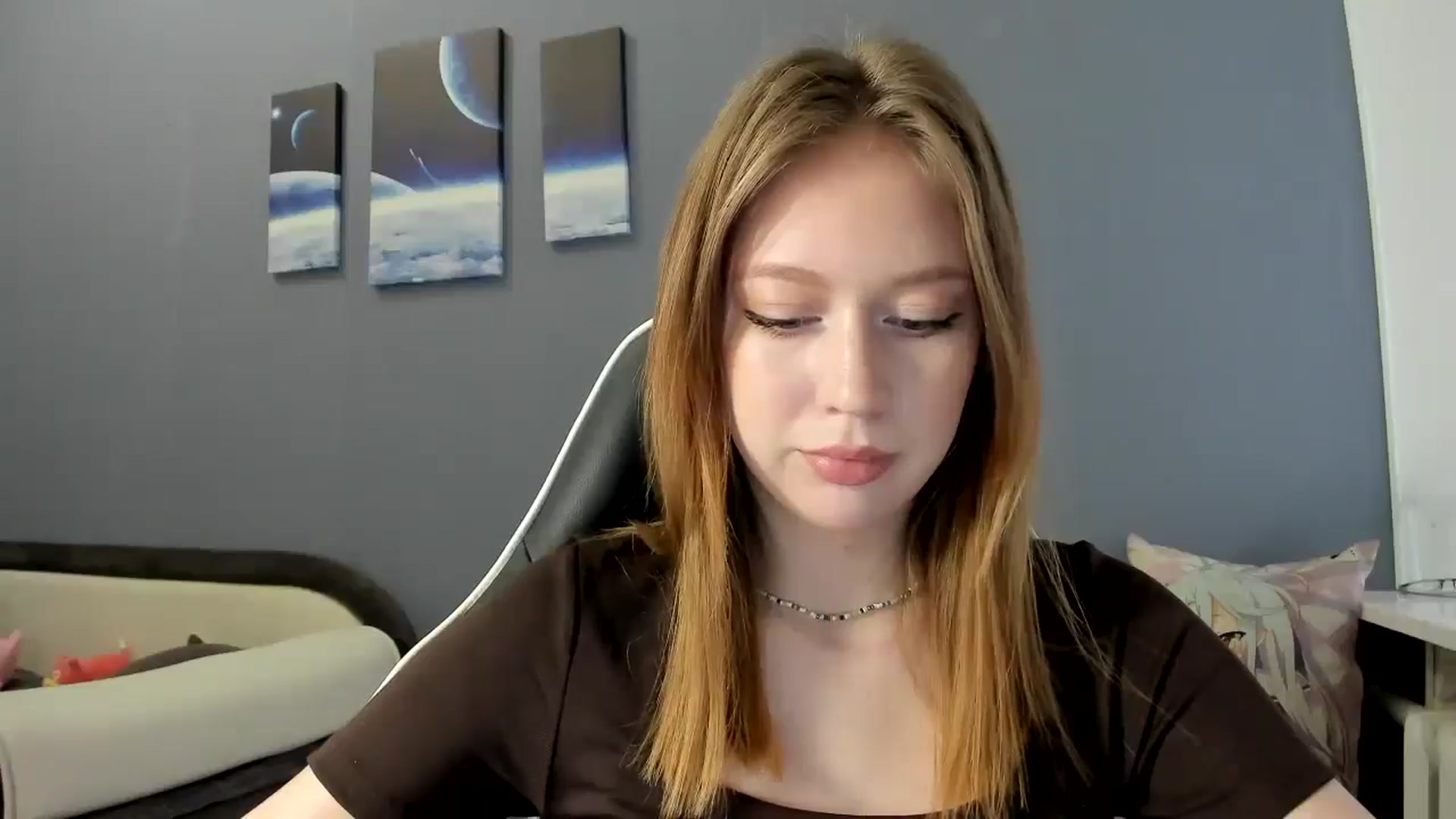 Gallery image thumbnail from RoboSasha's myfreecams stream on, 03/27/2025, 12:37 image 6 of 20