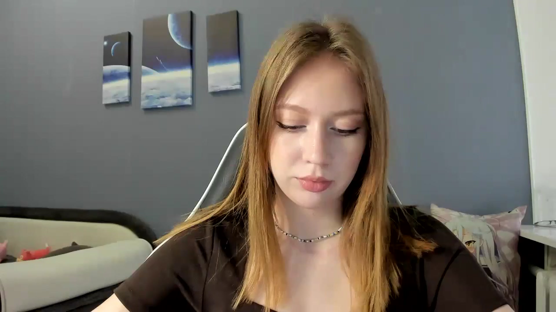 Gallery image thumbnail from RoboSasha's myfreecams stream on, 03/27/2025, 12:37 image 18 of 20