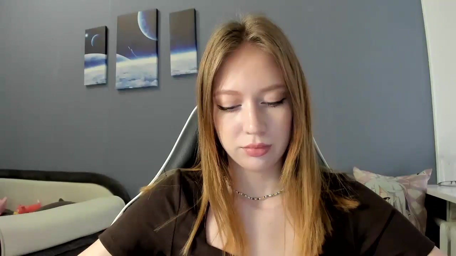 Gallery image thumbnail from RoboSasha's myfreecams stream on, 03/27/2025, 12:37 image 19 of 20