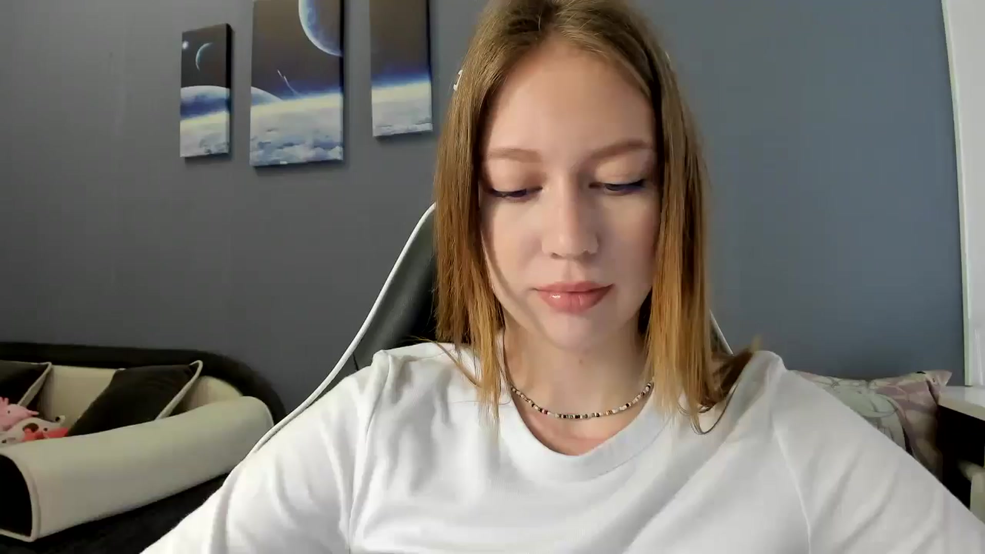 Gallery image thumbnail from RoboSasha's myfreecams stream on, 03/30/2025, 12:12 image 20 of 20