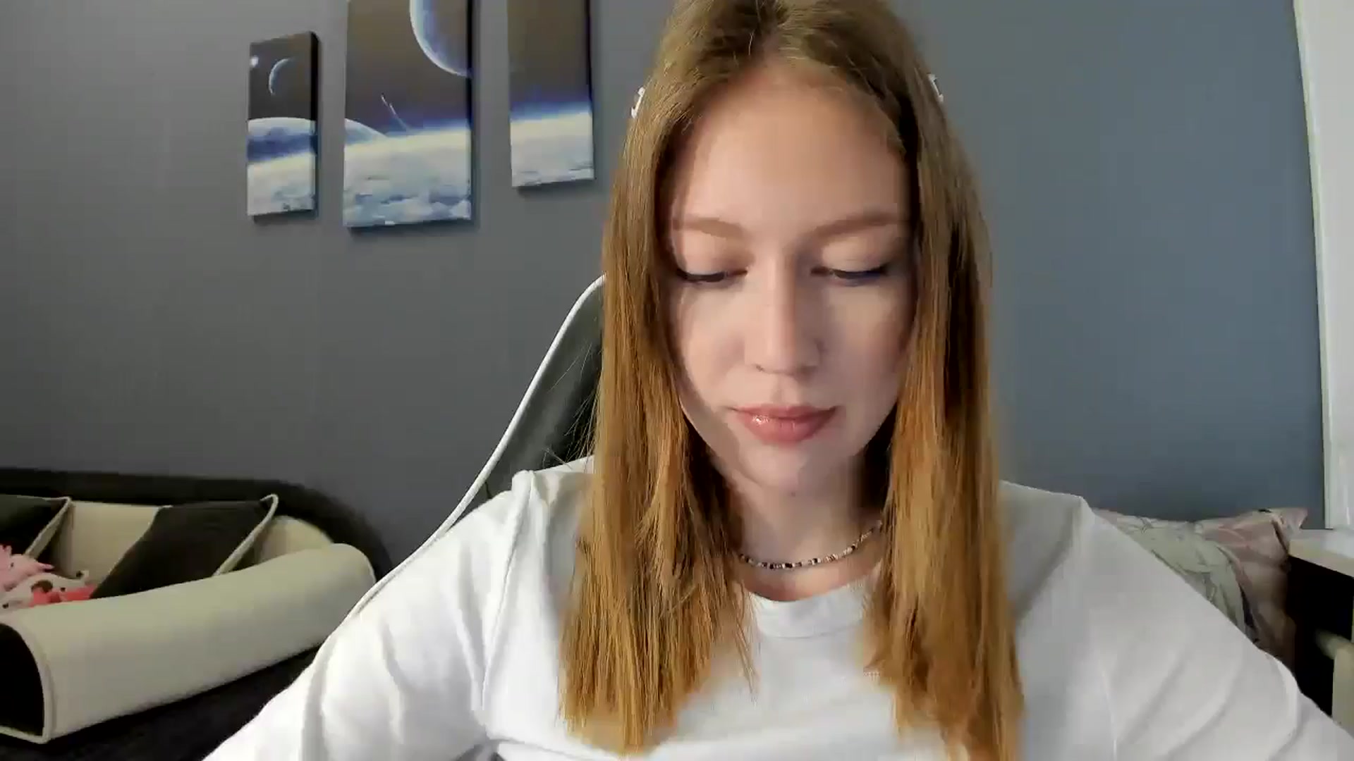 Gallery image thumbnail from RoboSasha's myfreecams stream on, 03/30/2025, 12:12 image 3 of 20