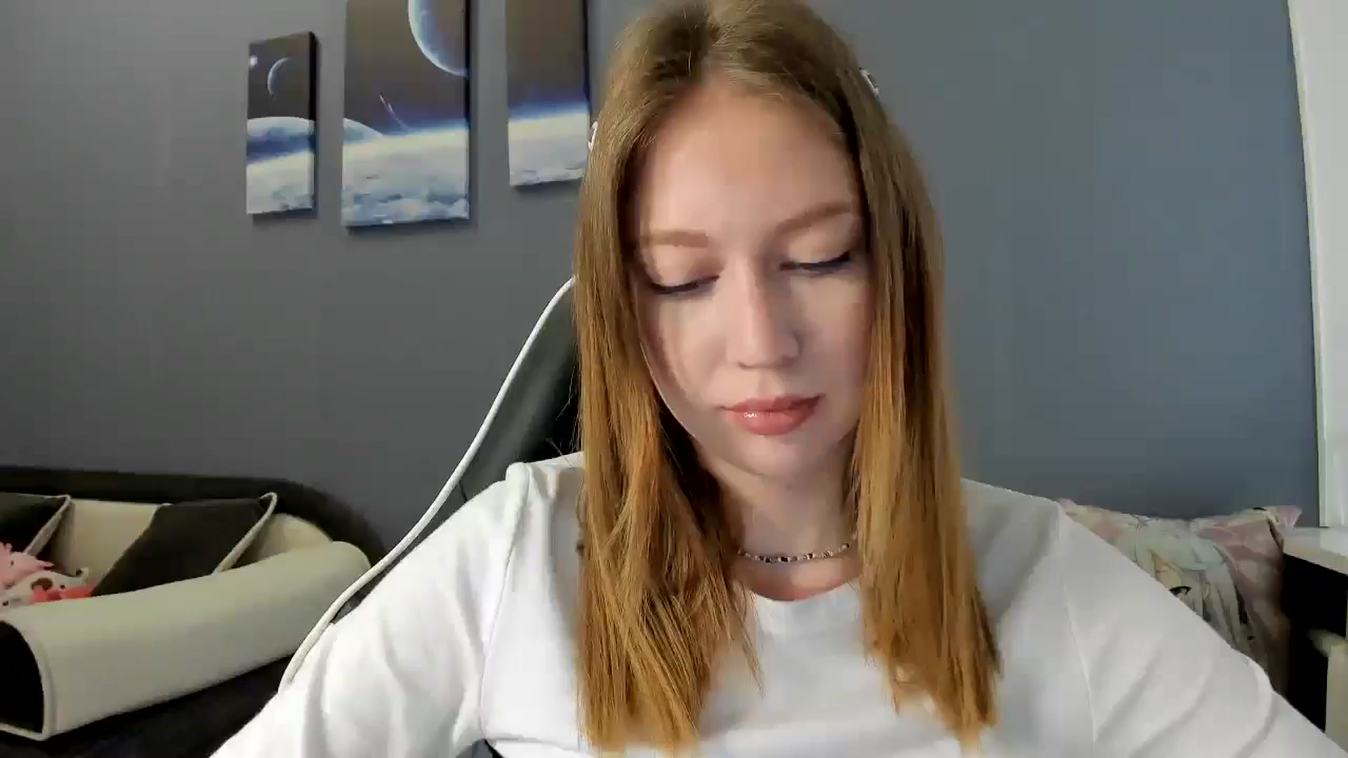 Gallery image thumbnail from RoboSasha's myfreecams stream on, 03/30/2025, 12:12 image 5 of 20