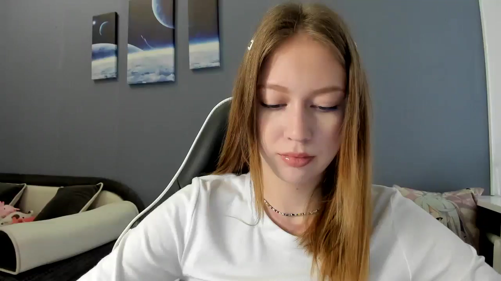 Gallery image thumbnail from RoboSasha's myfreecams stream on, 03/30/2025, 12:12 image 12 of 20