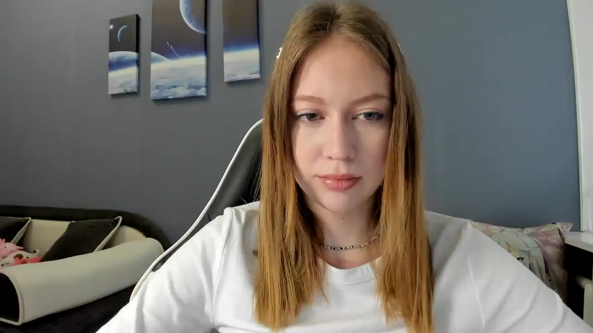 Gallery image thumbnail from RoboSasha's myfreecams stream on, 03/30/2025, 12:12 image 9 of 20