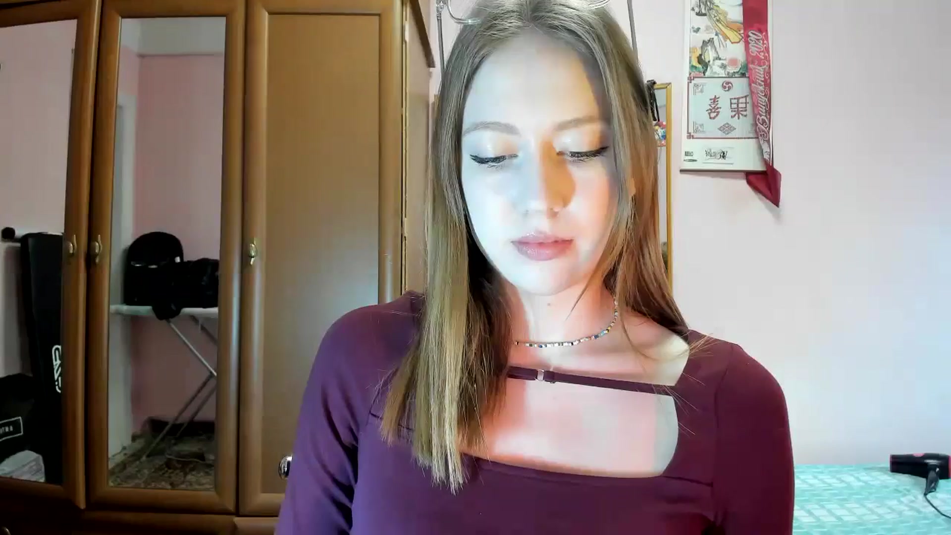 Gallery image thumbnail from RoboSasha's myfreecams stream on, 04/02/2025, 12:06 image 6 of 20
