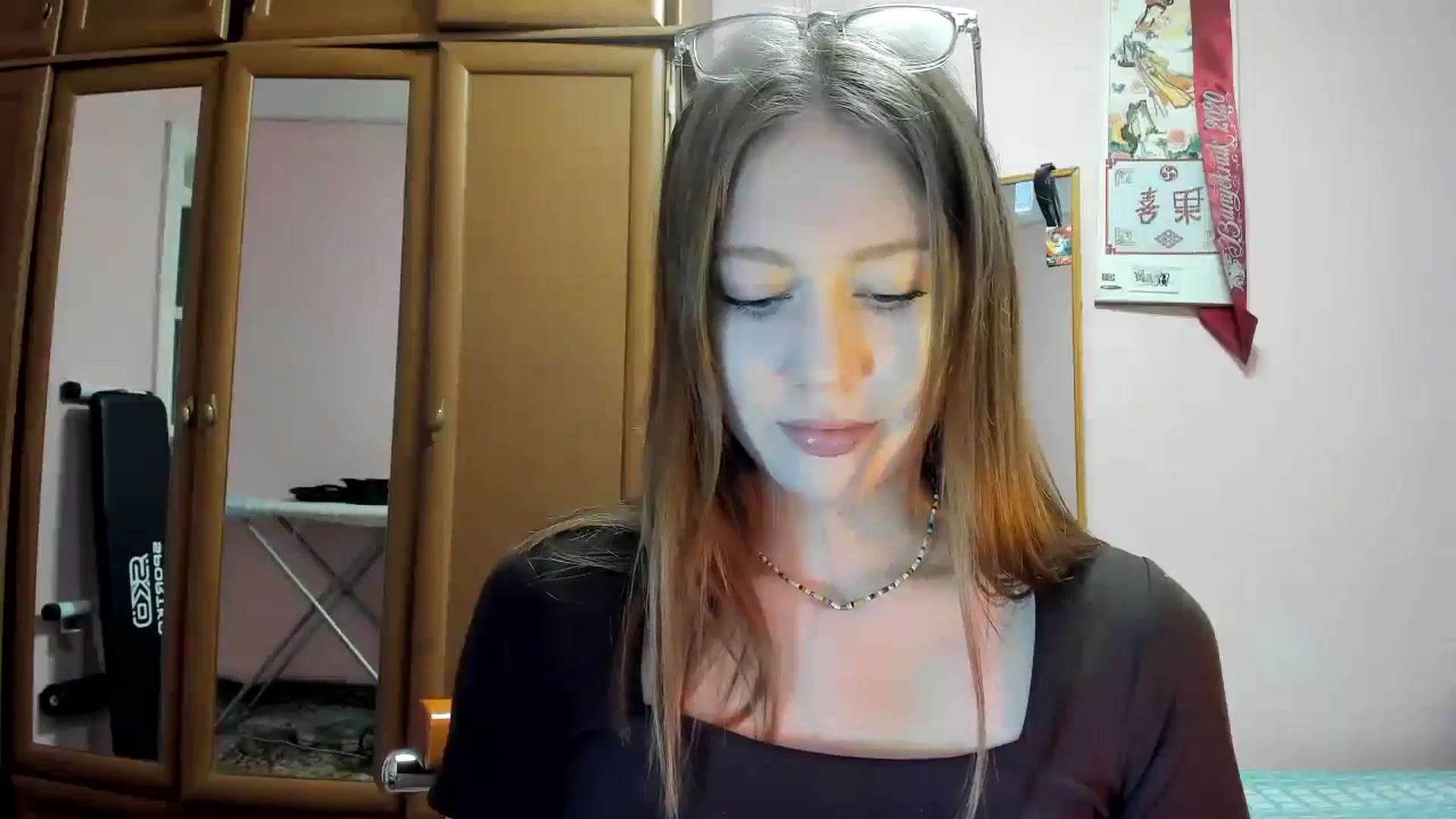 Gallery image thumbnail from RoboSasha's myfreecams stream on, 04/06/2025, 09:59 image 4 of 20