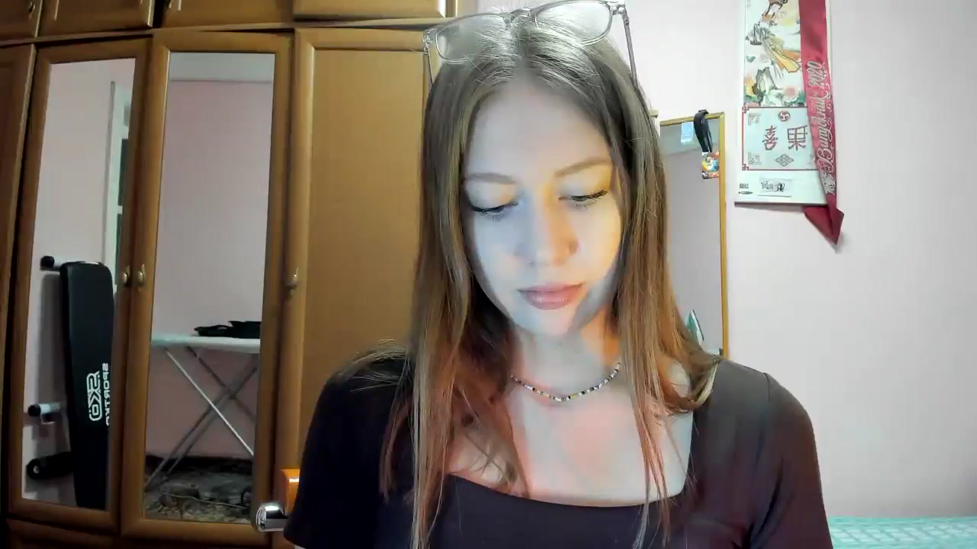 Gallery image thumbnail from RoboSasha's myfreecams stream on, 04/06/2025, 09:59 image 6 of 20