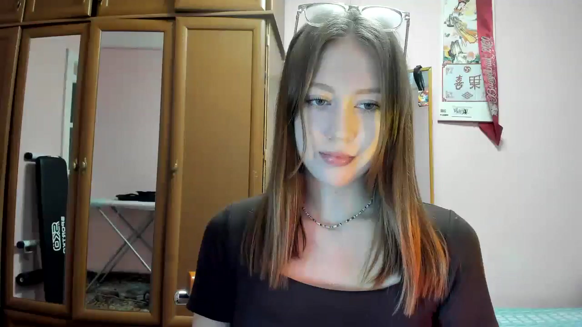 Gallery image thumbnail from RoboSasha's myfreecams stream on, 04/06/2025, 09:59 image 12 of 20