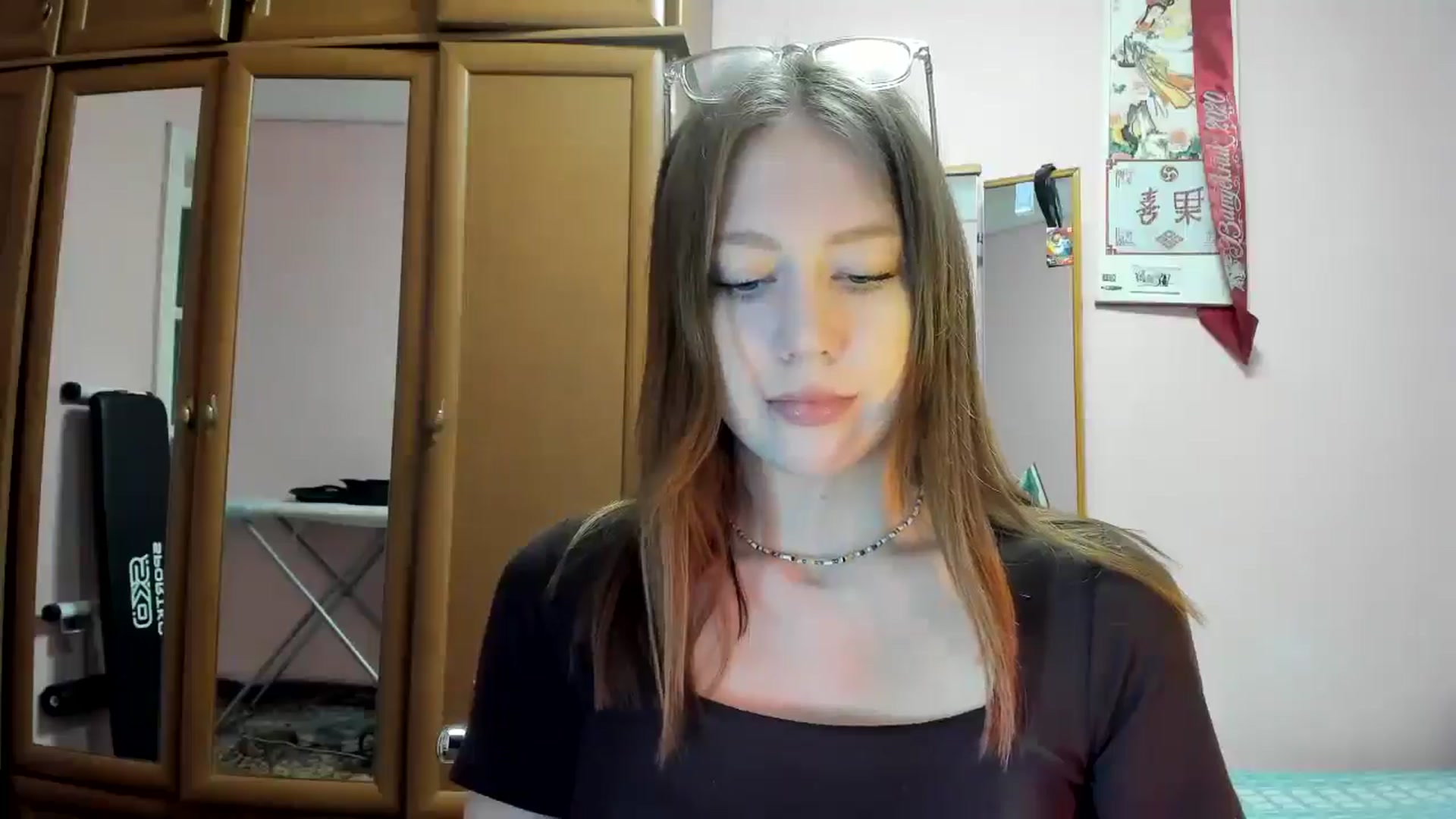 Gallery image thumbnail from RoboSasha's myfreecams stream on, 04/06/2025, 09:59 image 19 of 20