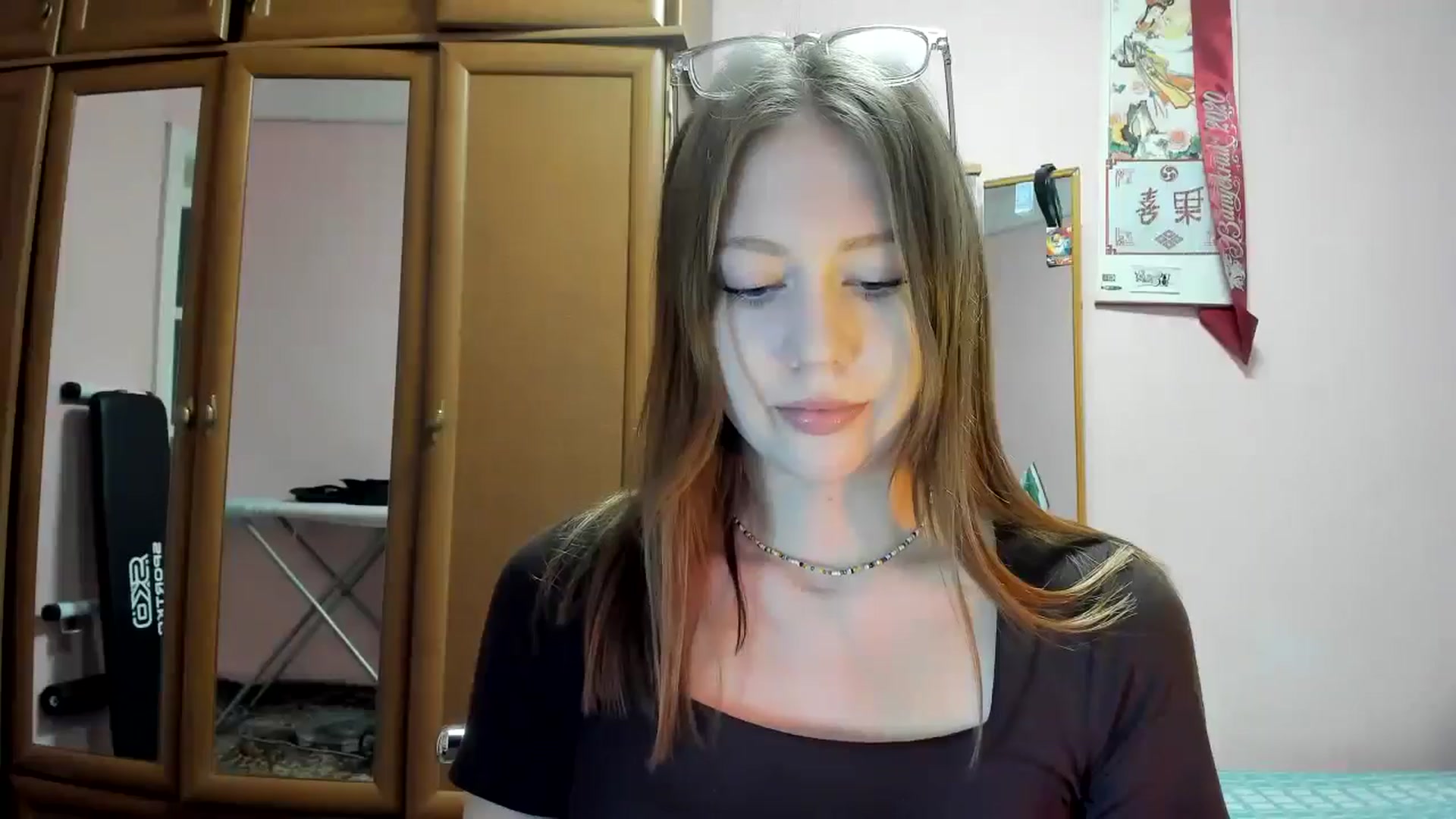 Gallery image thumbnail from RoboSasha's myfreecams stream on, 04/06/2025, 09:59 image 18 of 20
