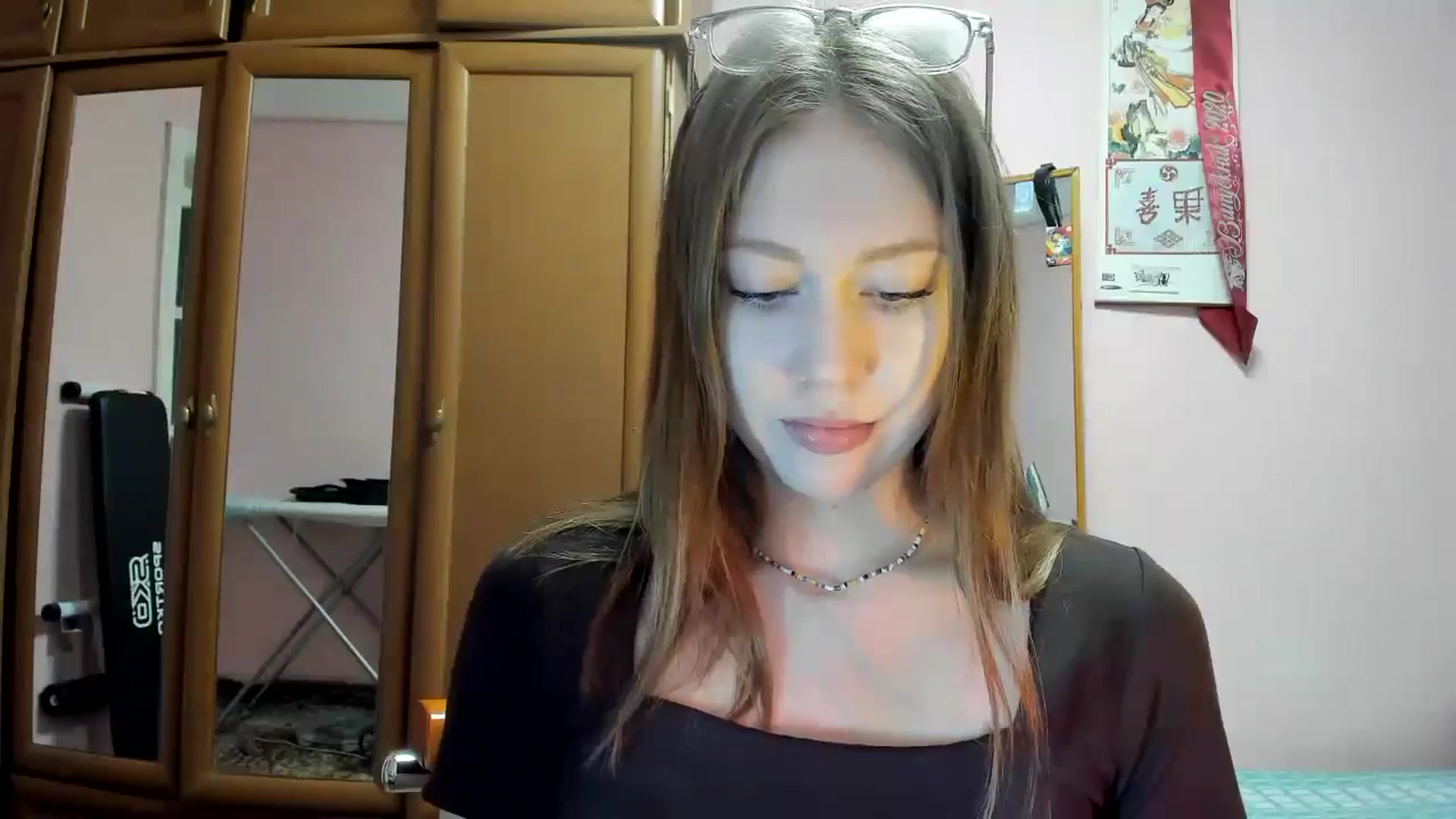 Gallery image thumbnail from RoboSasha's myfreecams stream on, 04/06/2025, 09:59 image 5 of 20