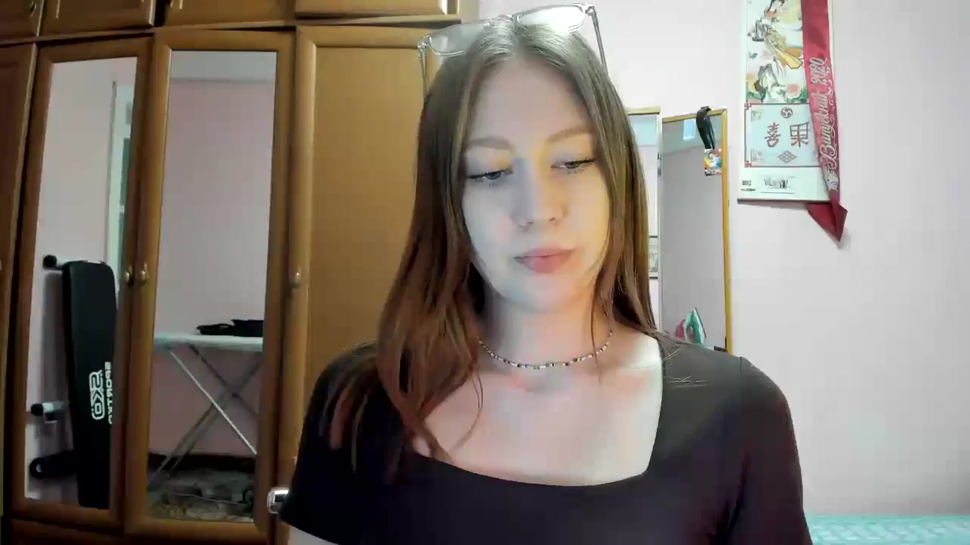 Gallery image thumbnail from RoboSasha's myfreecams stream on, 04/06/2025, 10:56 image 13 of 20