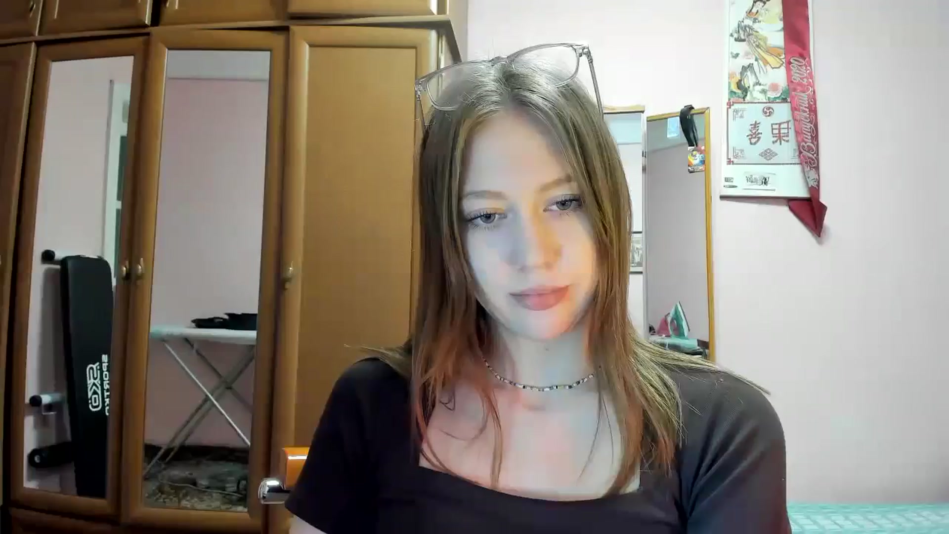 Gallery image thumbnail from RoboSasha's myfreecams stream on, 04/06/2025, 10:56 image 7 of 20