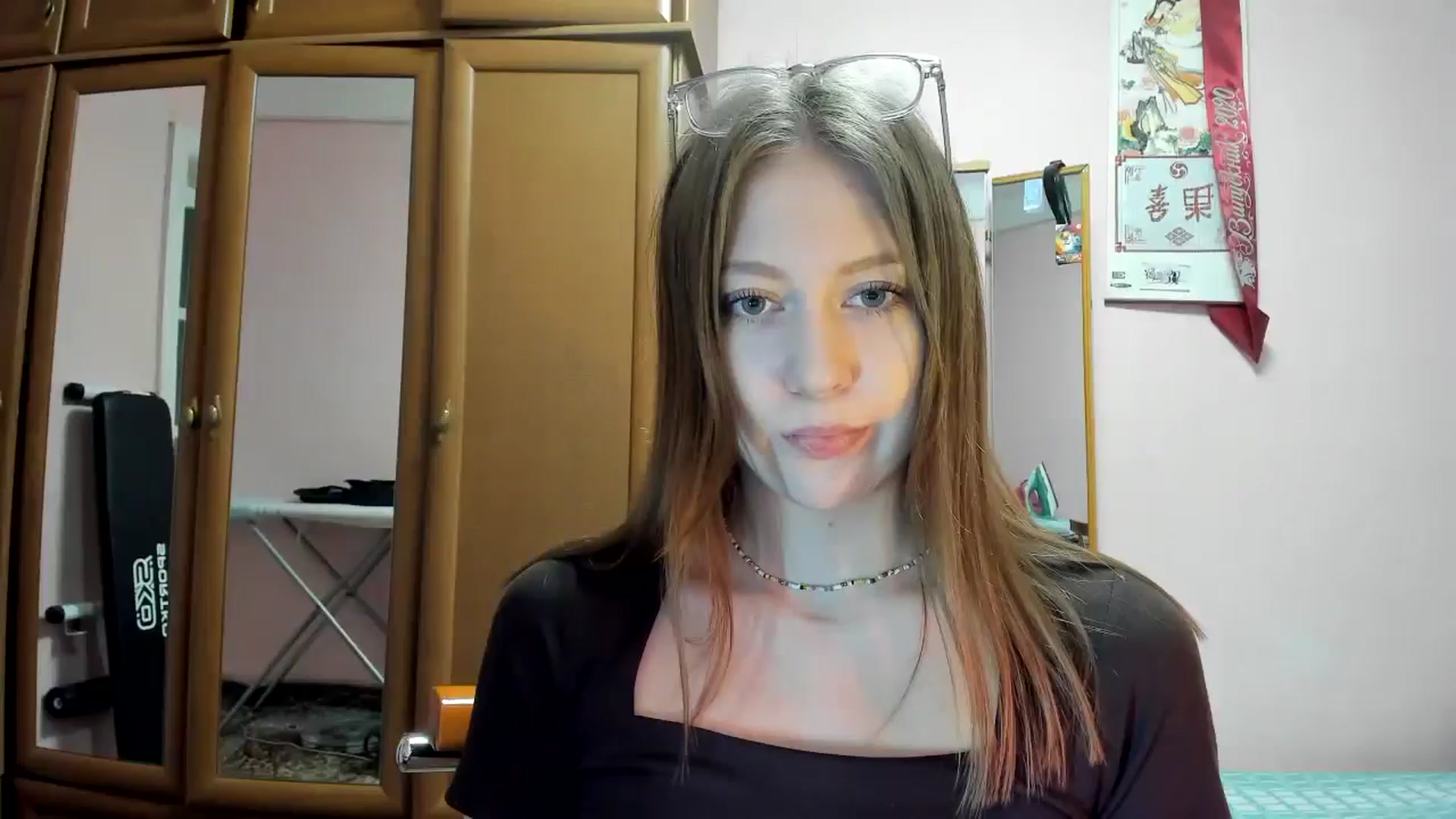 Gallery image thumbnail from RoboSasha's myfreecams stream on, 04/06/2025, 10:56 image 4 of 20