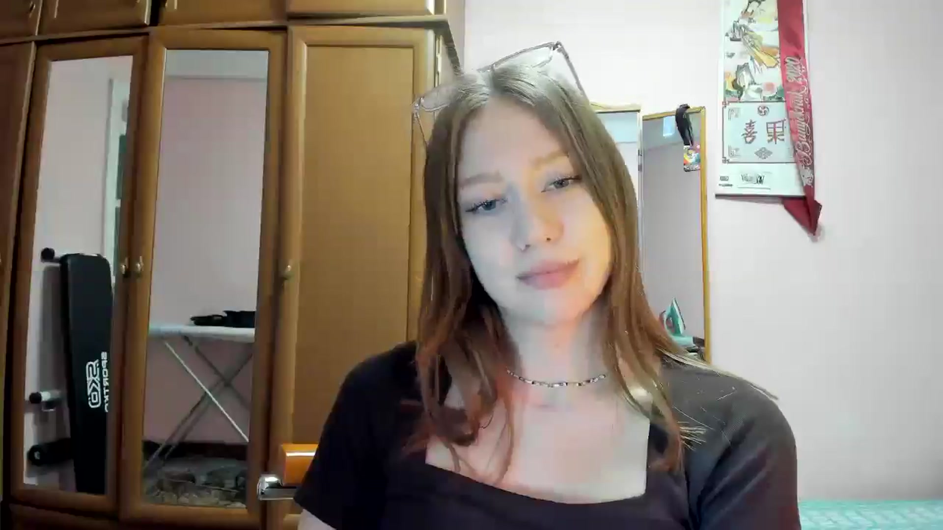 Gallery image thumbnail from RoboSasha's myfreecams stream on, 04/06/2025, 10:56 image 9 of 20