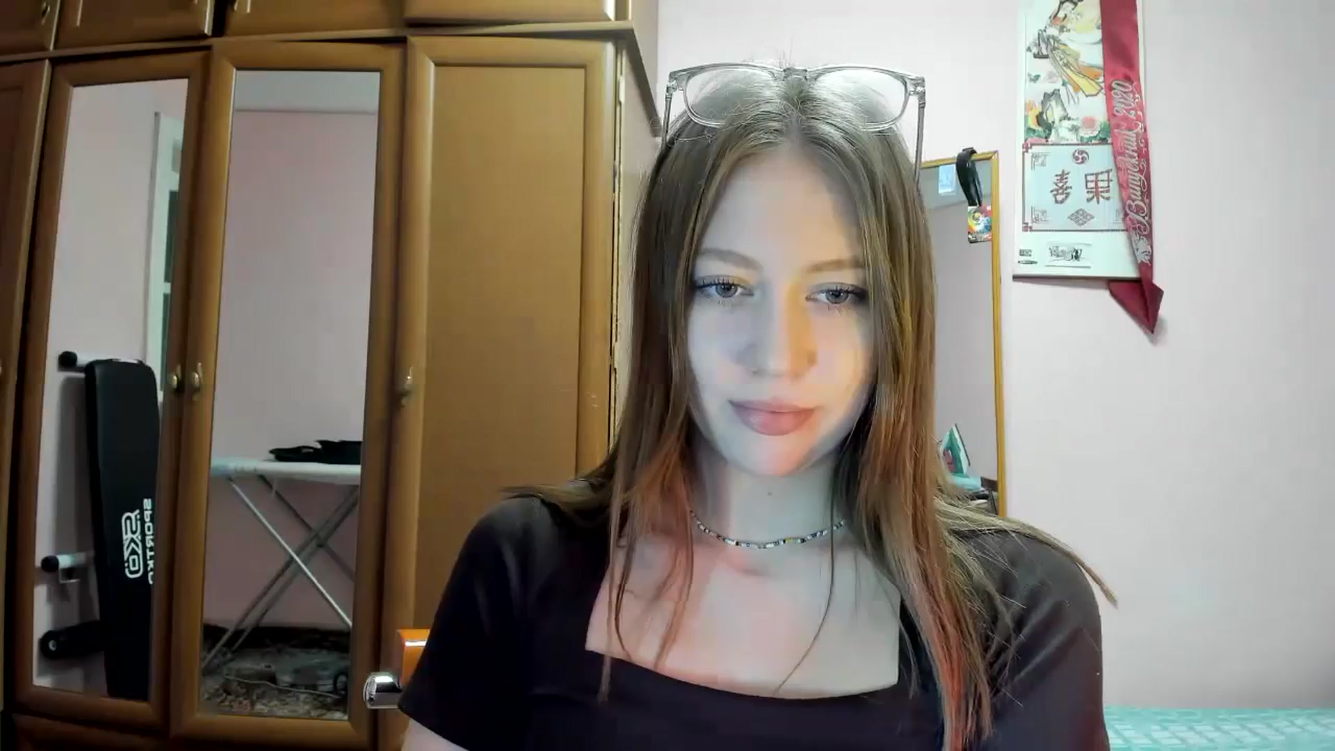 Gallery image thumbnail from RoboSasha's myfreecams stream on, 04/06/2025, 10:56 image 6 of 20
