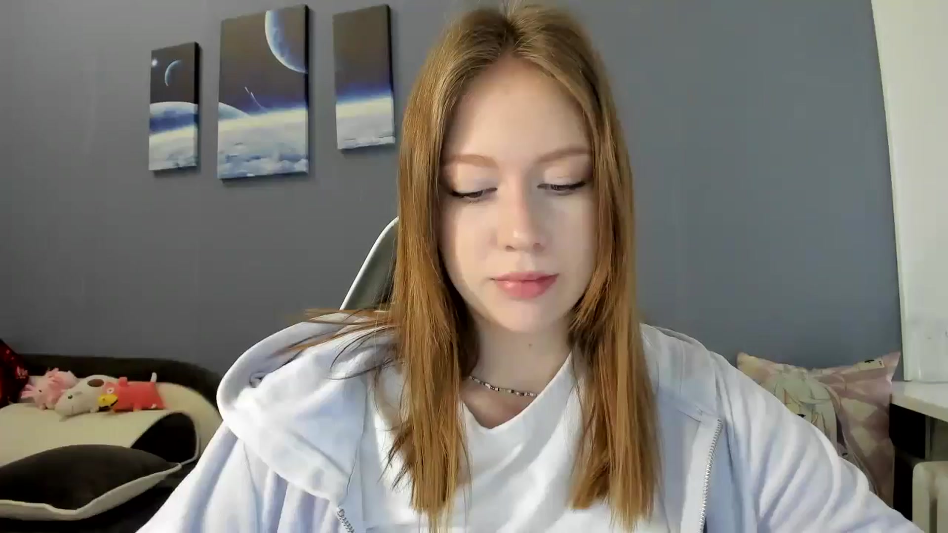 Gallery image thumbnail from RoboSasha's myfreecams stream on, 04/10/2025, 10:26 image 15 of 20