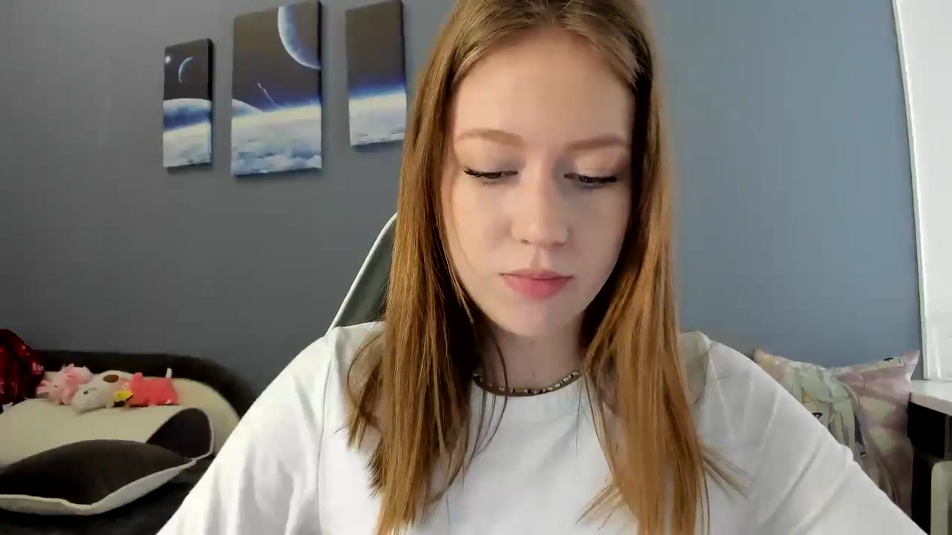 Gallery image thumbnail from RoboSasha's myfreecams stream on, 04/10/2025, 11:46 image 2 of 20