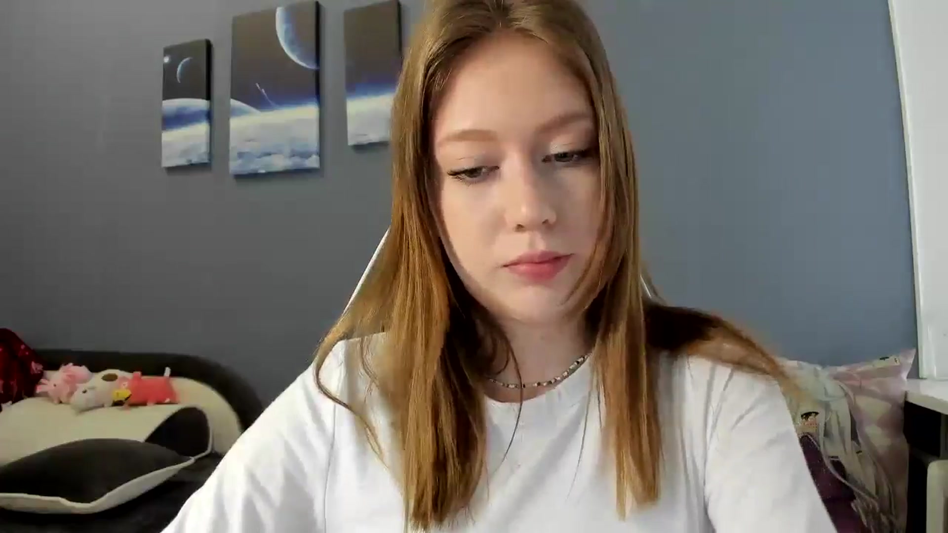 Gallery image thumbnail from RoboSasha's myfreecams stream on, 04/10/2025, 11:46 image 16 of 20