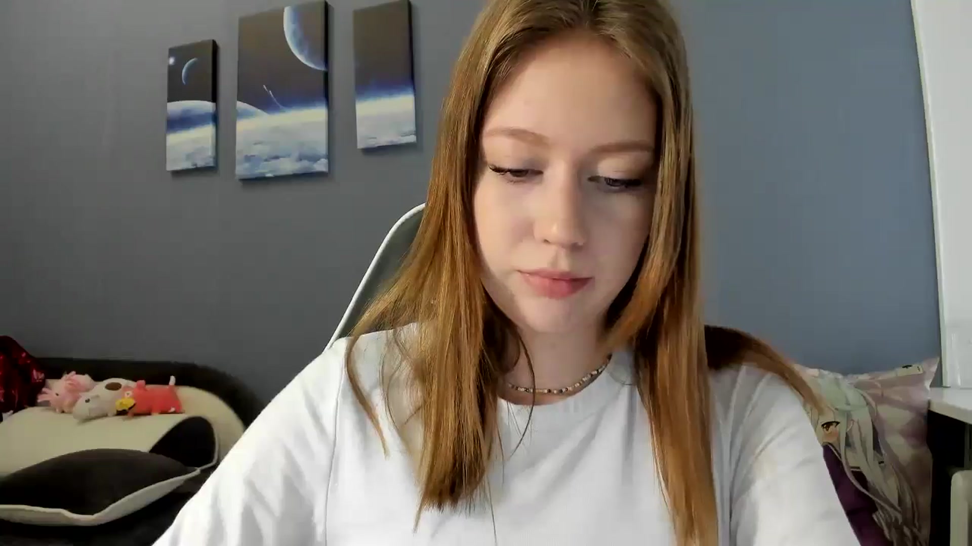 Gallery image thumbnail from RoboSasha's myfreecams stream on, 04/10/2025, 11:46 image 15 of 20