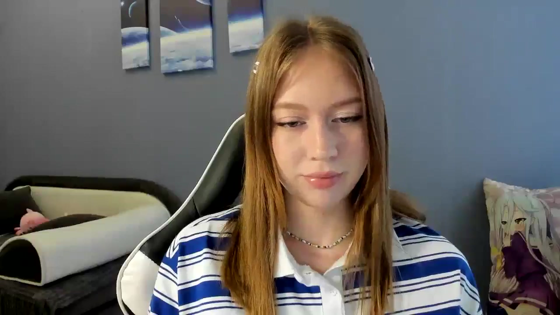 Gallery image thumbnail from RoboSasha's myfreecams stream on, 04/13/2025, 13:50 image 14 of 20