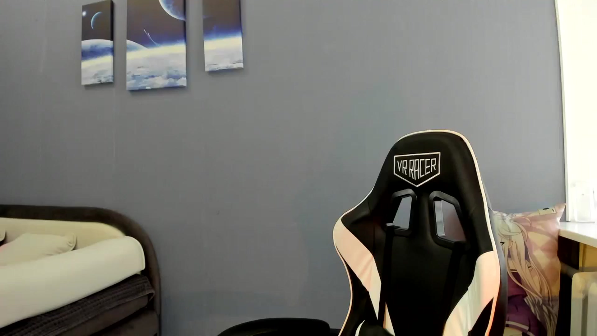 Gallery image thumbnail from RoboSasha's myfreecams stream on, 04/16/2025, 10:31 image 16 of 20