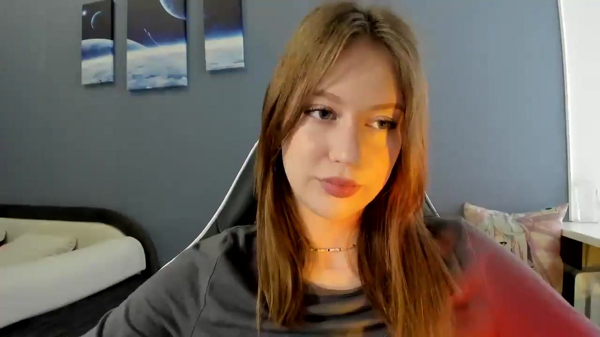 Gallery image thumbnail from RoboSasha's myfreecams stream on, 04/16/2025, 10:31 image 13 of 20