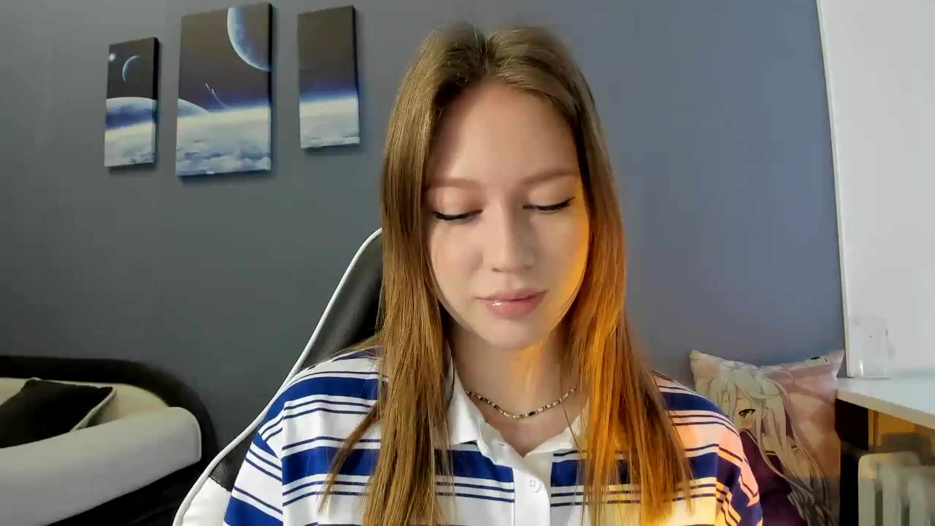 Gallery image thumbnail from RoboSasha's myfreecams stream on, 04/17/2025, 10:18 image 7 of 20