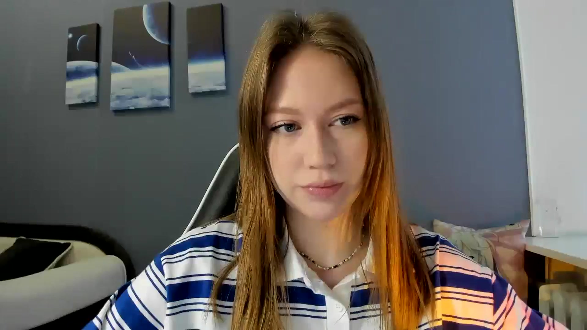 Gallery image thumbnail from RoboSasha's myfreecams stream on, 04/17/2025, 10:18 image 3 of 20