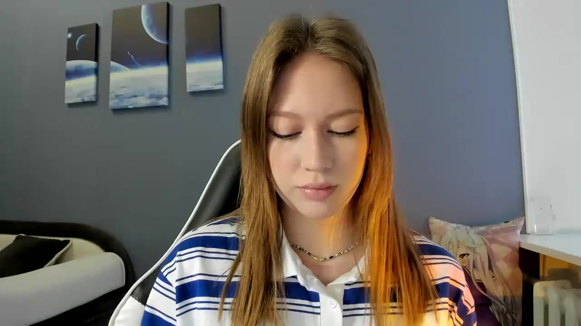 Gallery image thumbnail from RoboSasha's myfreecams stream on, 04/17/2025, 10:18 image 8 of 20