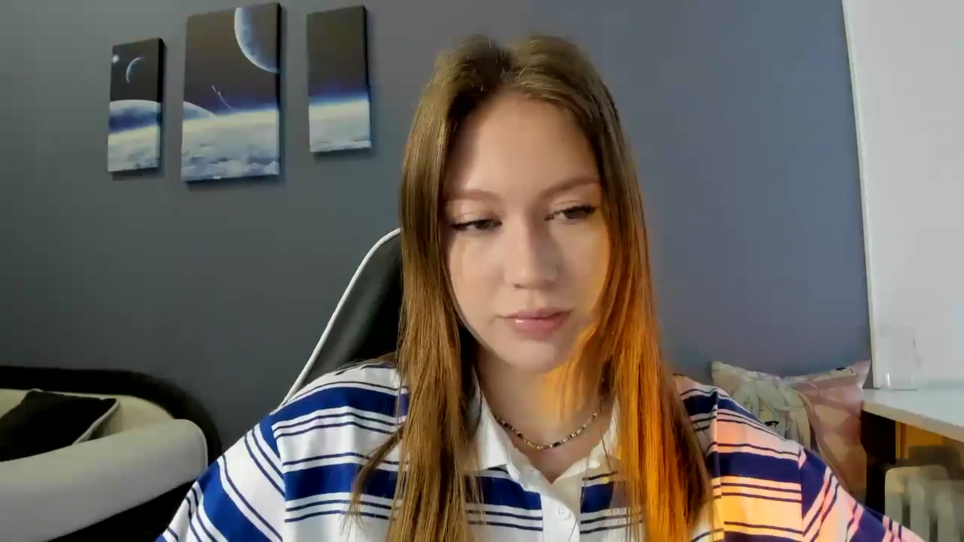 Gallery image thumbnail from RoboSasha's myfreecams stream on, 04/17/2025, 10:18 image 6 of 20
