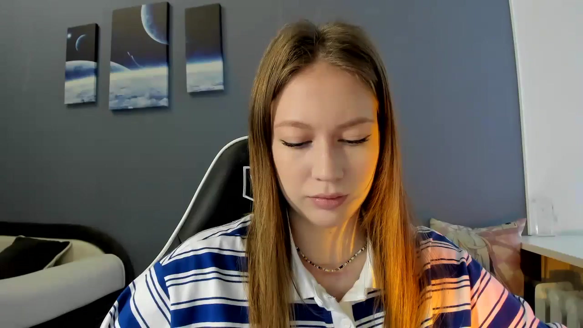 Gallery image thumbnail from RoboSasha's myfreecams stream on, 04/17/2025, 10:18 image 18 of 20