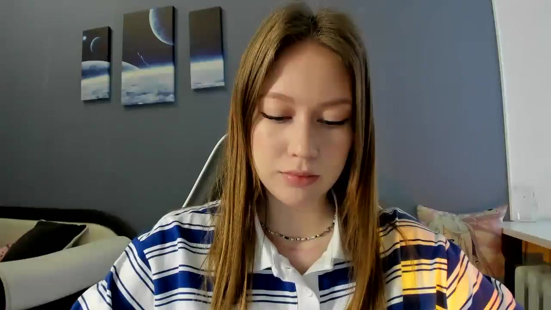Gallery image thumbnail from RoboSasha's myfreecams stream on, 04/17/2025, 11:26 image 13 of 20