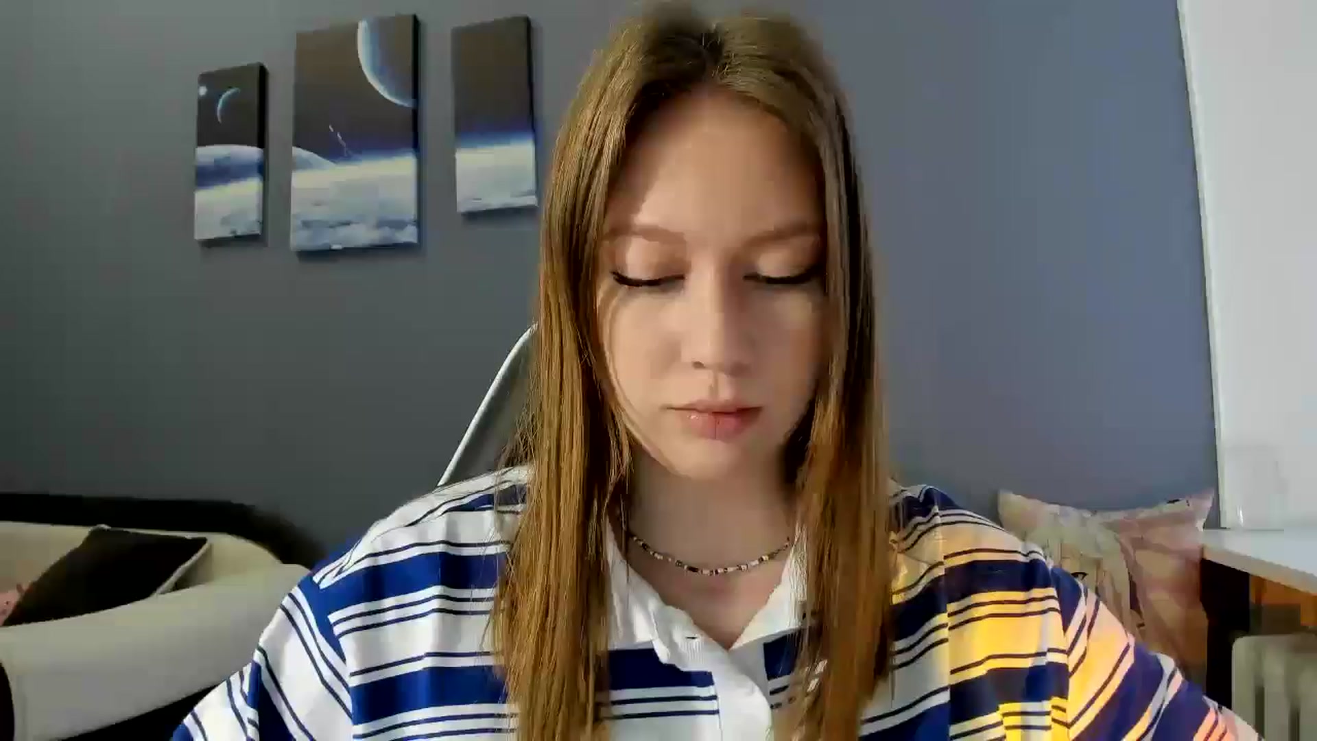 Gallery image thumbnail from RoboSasha's myfreecams stream on, 04/17/2025, 11:26 image 16 of 20