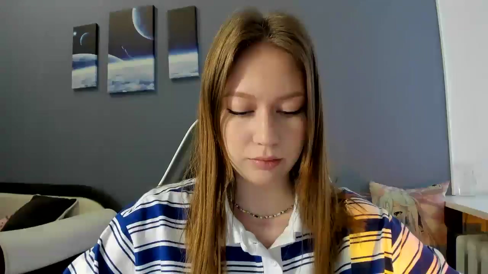 Gallery image thumbnail from RoboSasha's myfreecams stream on, 04/17/2025, 11:26 image 15 of 20